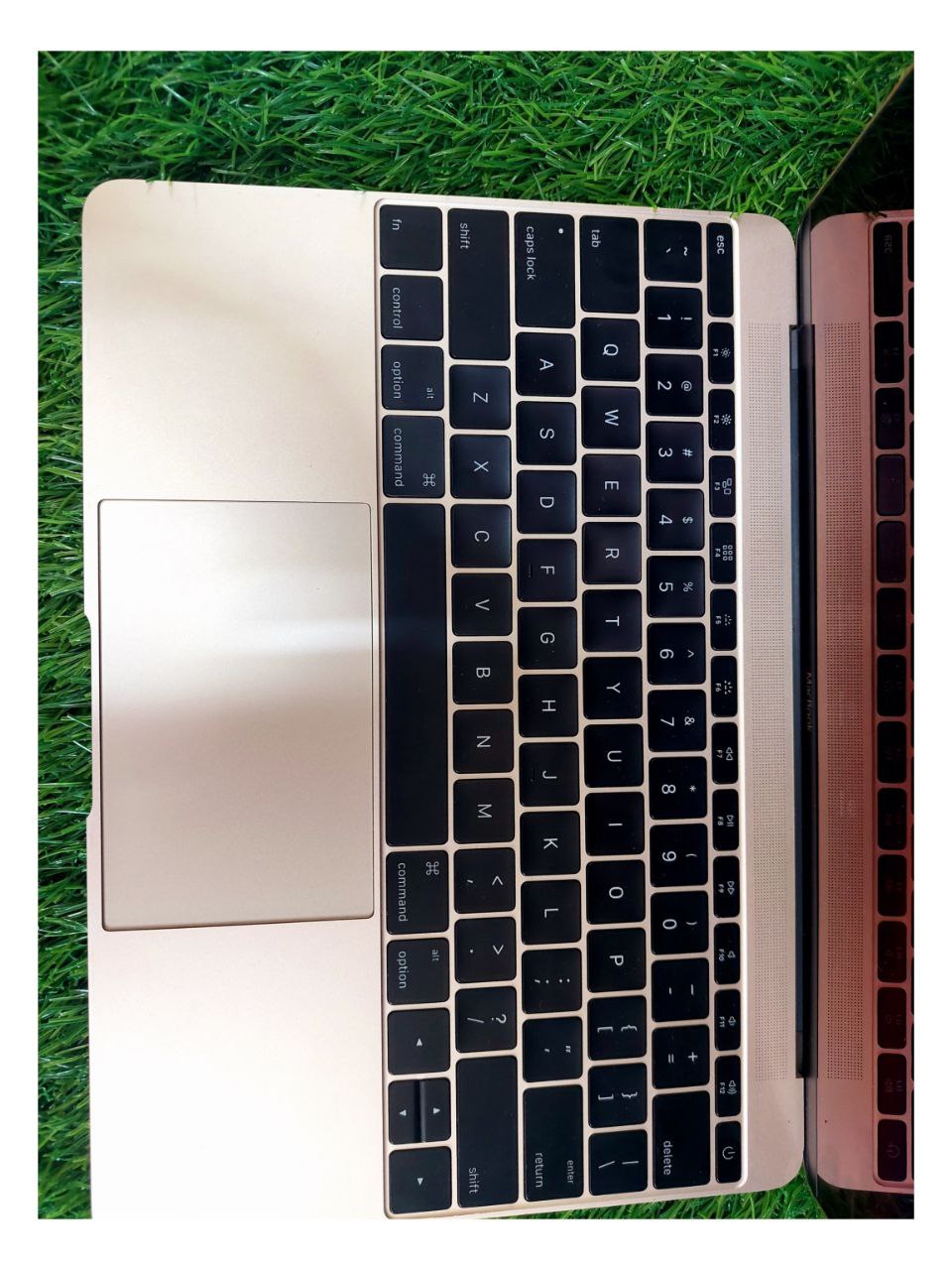 Apple MacBook 